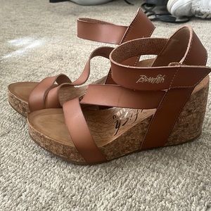 Tan Blowfish heels size 7.5